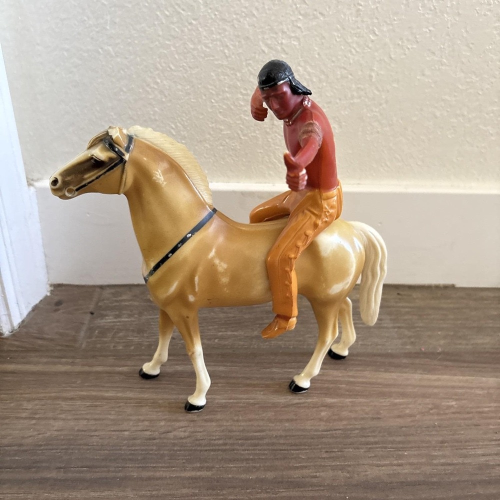 Vintage‎ 1950's, Hartland, Brave Eagle Indian And Horse As Pictured